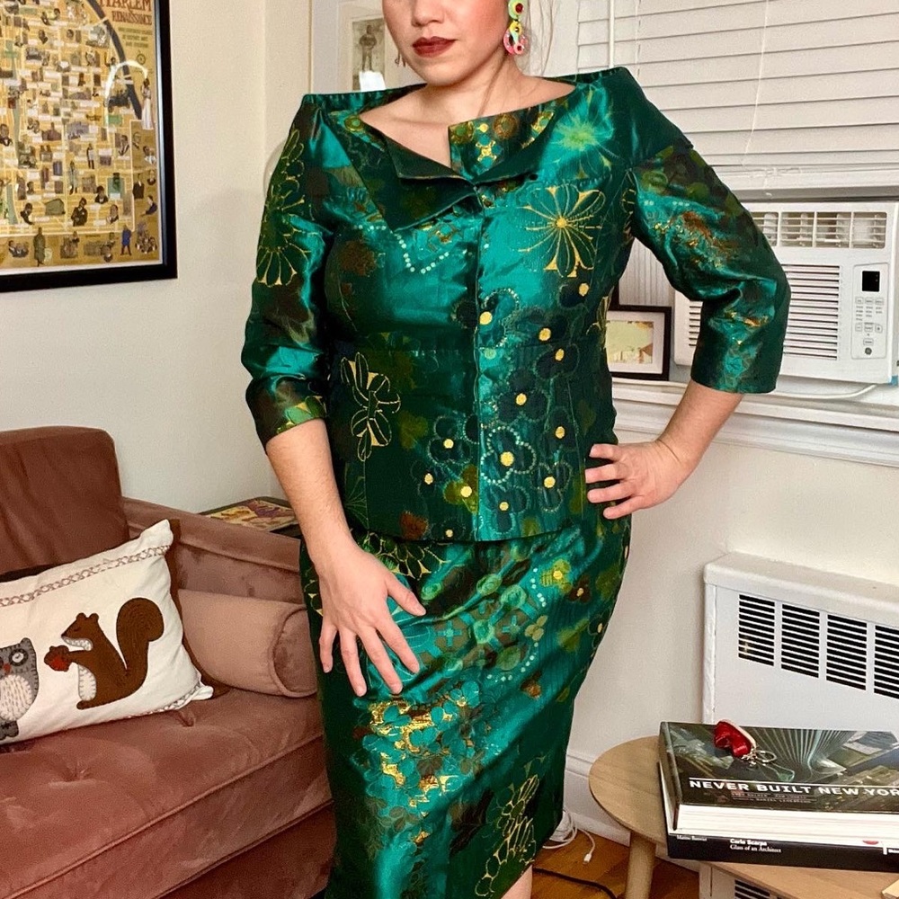 Lee Anderson Couture Two-Piece Floral Silk Brocade Skirt & Top Set
